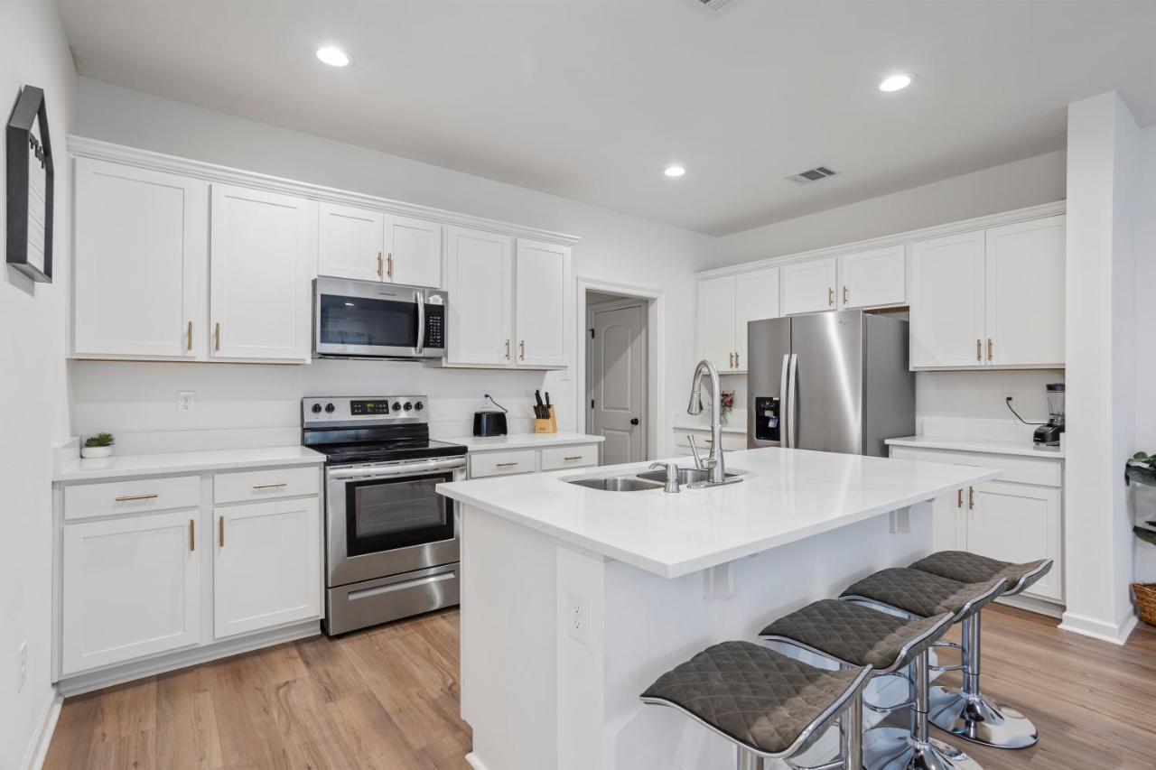 Luxury Townhome By Lsu Campus Батън Руж Екстериор снимка